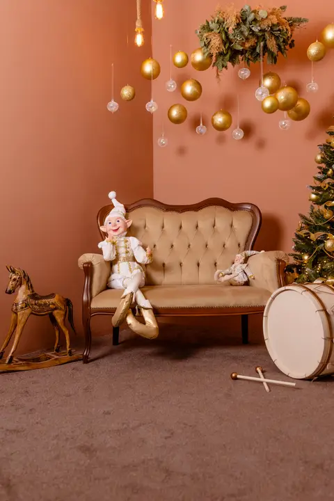 Decor de Crăciun din studioul Ștefan Chelmu, 2022