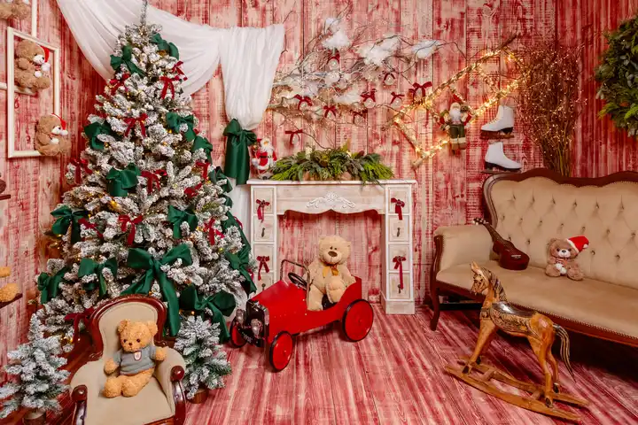 Decor de Crăciun din studioul Ștefan Chelmu, 2023